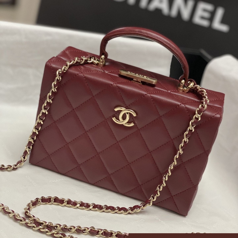 Ch*el box bags